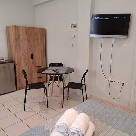 Kiki'S Cosy Apartments Nea Chili Экстерьер фото