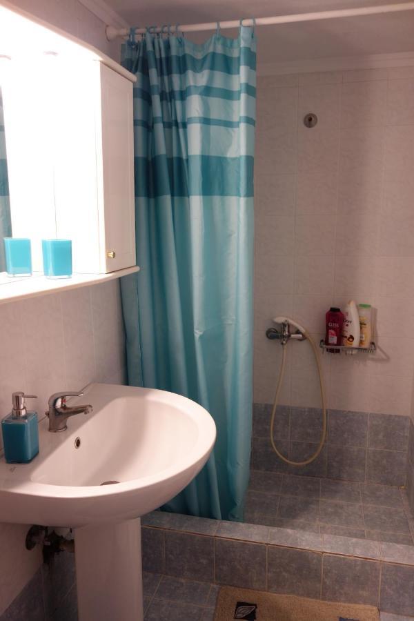 Kiki'S Cosy Apartments Nea Chili Экстерьер фото
